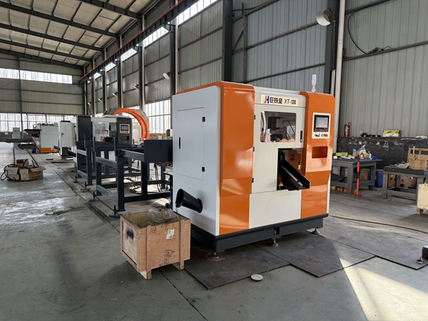 高速自動(dòng)圓鋸機(jī)